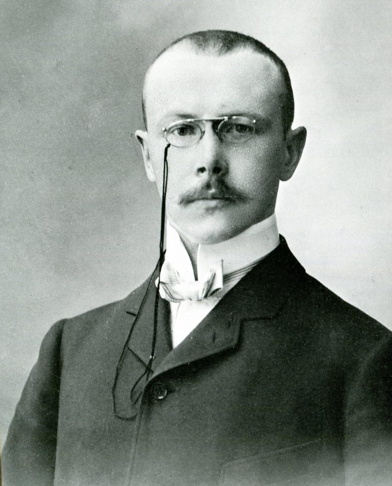 Valter Olof Luukas Parviainen (1877-1961) omisti Koivikon 1912-1917. Kuva Museovirasto
