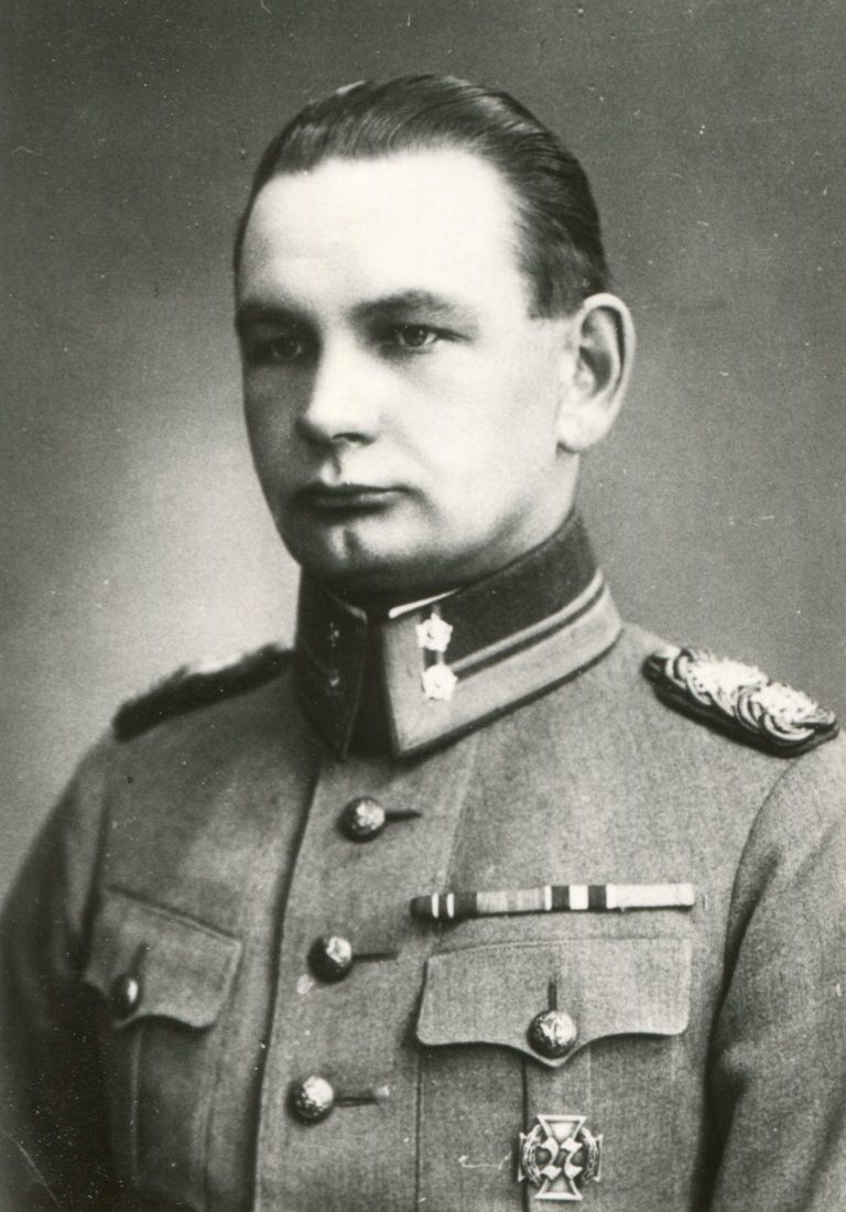 Jääkärieverstiluutnantti Hannes Olkkonen 1927-1931. SA-kuva